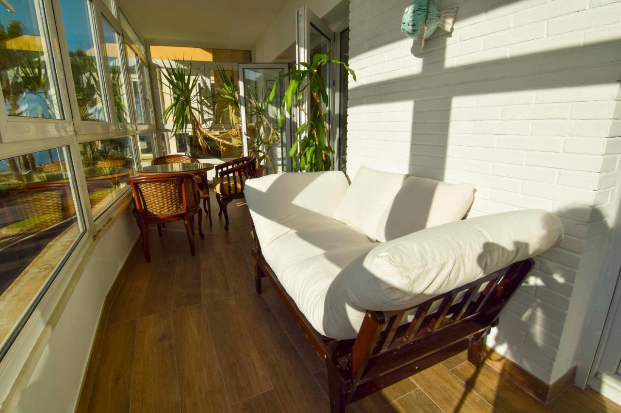 P&P Apartamentos Paseo Maritimo Pablo Ruiz Picasso Малага Экстерьер фото