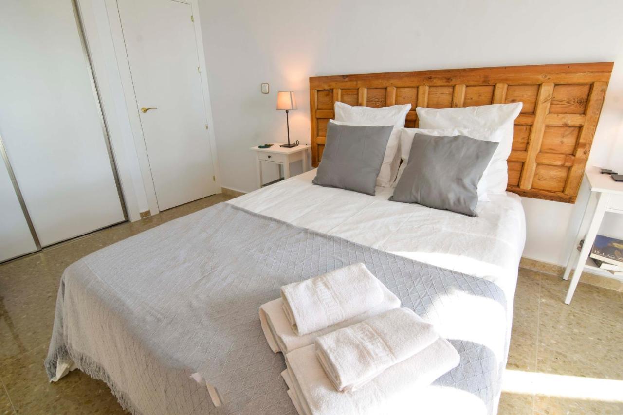 P&P Apartamentos Paseo Maritimo Pablo Ruiz Picasso Малага Экстерьер фото