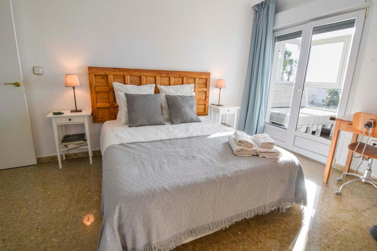 P&P Apartamentos Paseo Maritimo Pablo Ruiz Picasso Малага Экстерьер фото