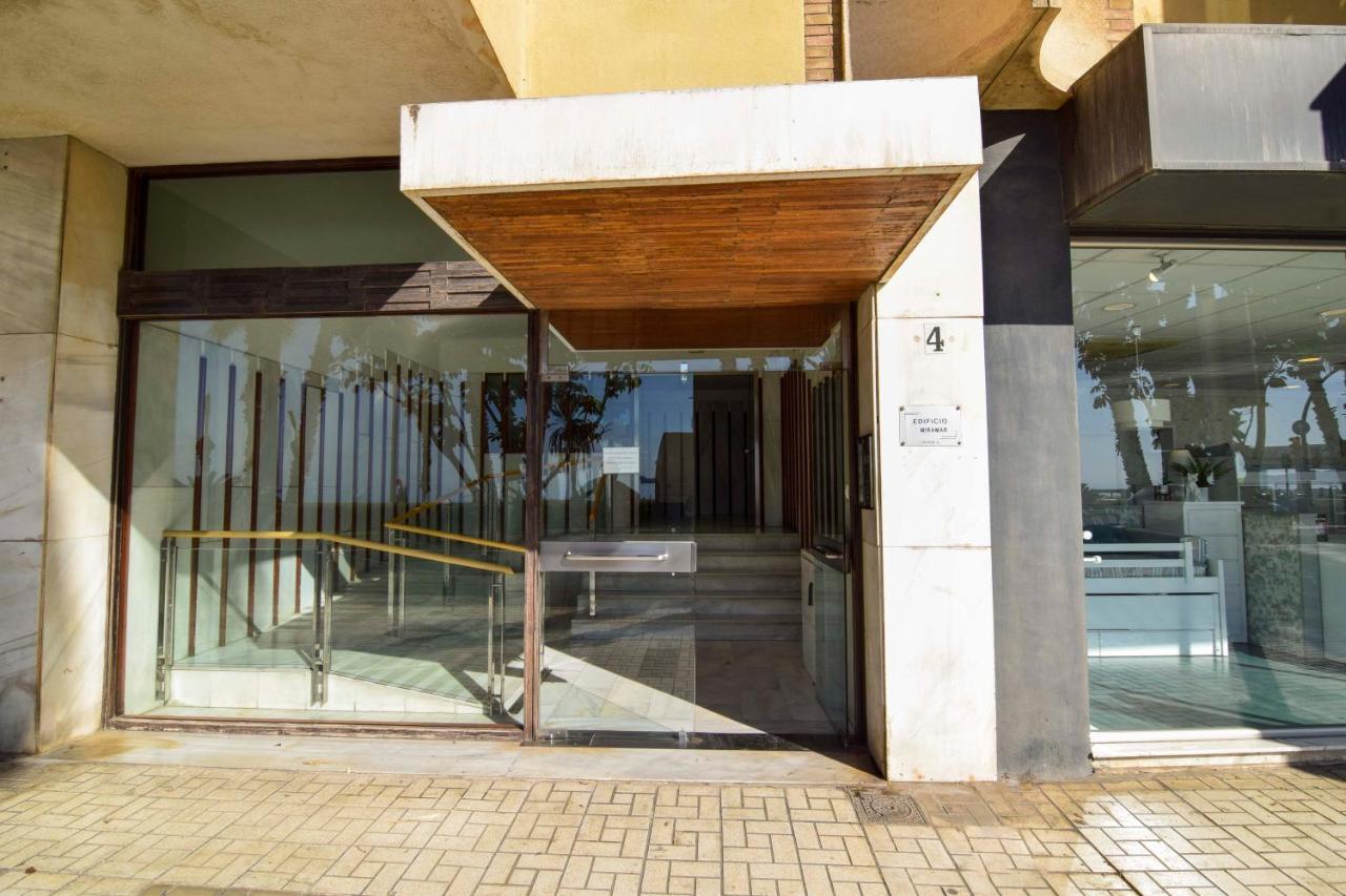 P&P Apartamentos Paseo Maritimo Pablo Ruiz Picasso Малага Экстерьер фото
